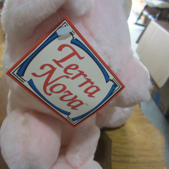 VTG PAIR OF BEARS, ONE PINk W/NIGHTCAP, ONE FUZZY BROWN, W/TAGS, READ ALL - Picture 9 of 14